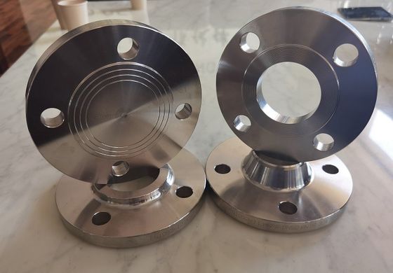 Περασμένη κλωστή ανοξείδωτη BS4504 PN10 φλάντζα WN ΈΤΣΙ DN10 χάλυβα άνθρακα σε DN1600