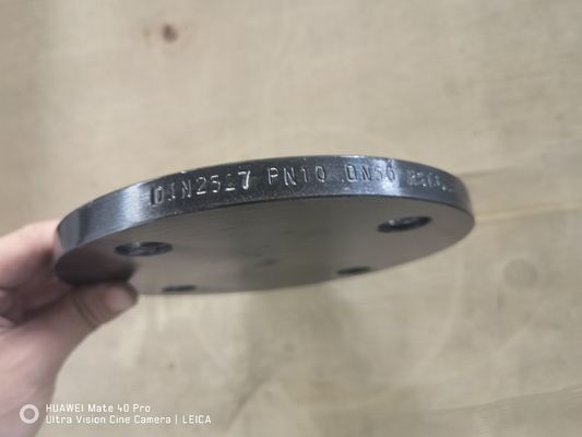 En1092-1 τυφλός χάλυβας άνθρακα φλαντζών TYPE05 DIN2527 PN16 σφυρηλατημένος DN200 P250GH P245GH